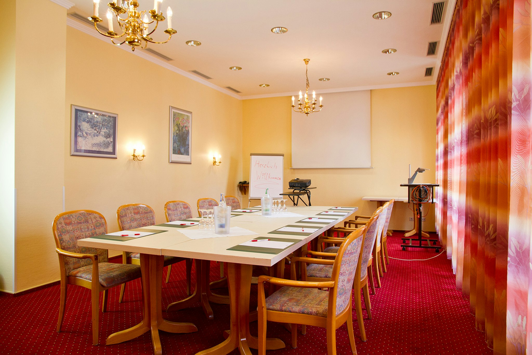 TOP Hotel Amberger 46/53