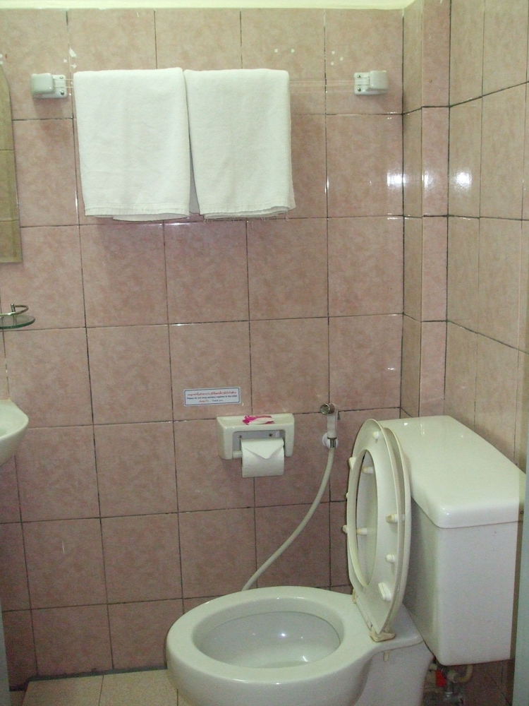 Souvanna Hotel 2 14/15
