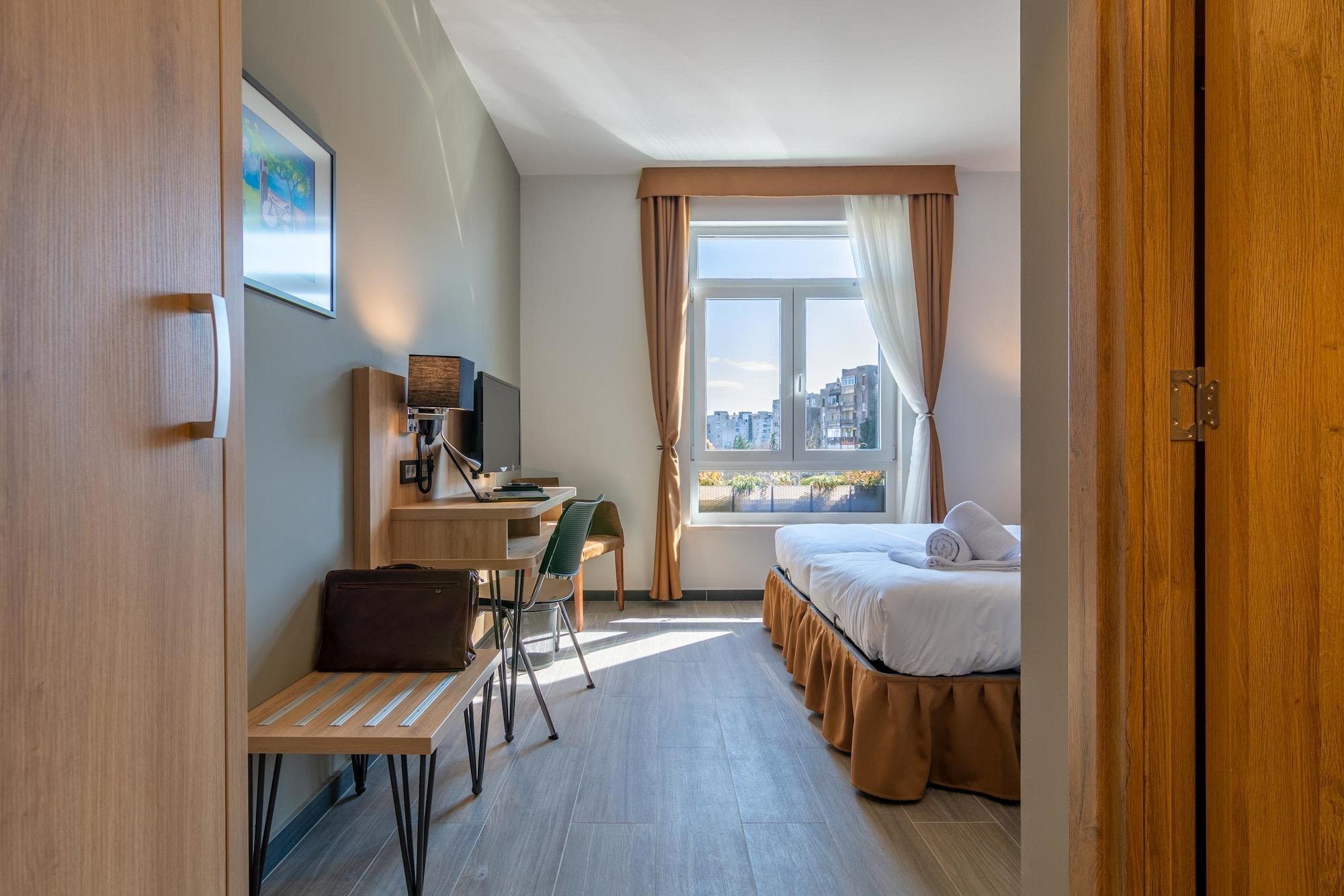 Hotel Resurs 14/24