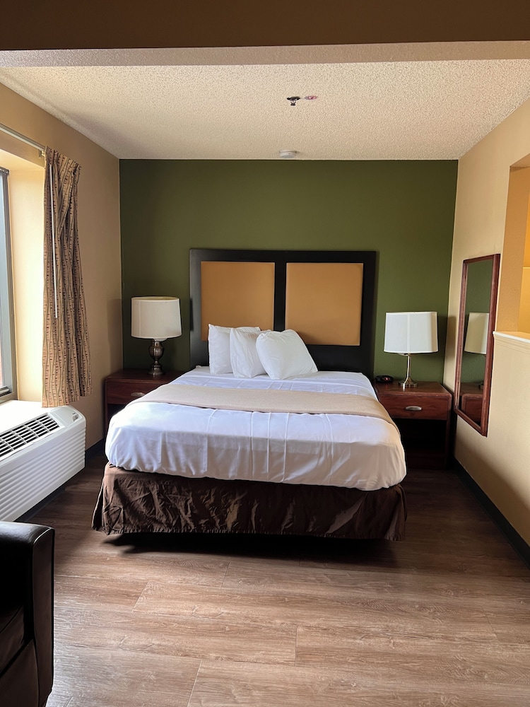 MainStay Suites Little Rock West Near Medical Centers 29/57