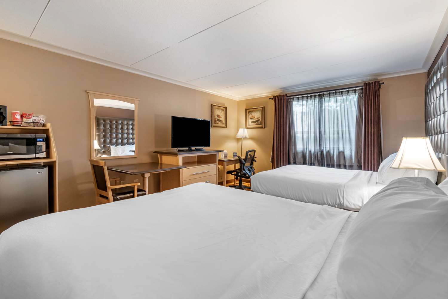 Suite, 2 Queen Beds