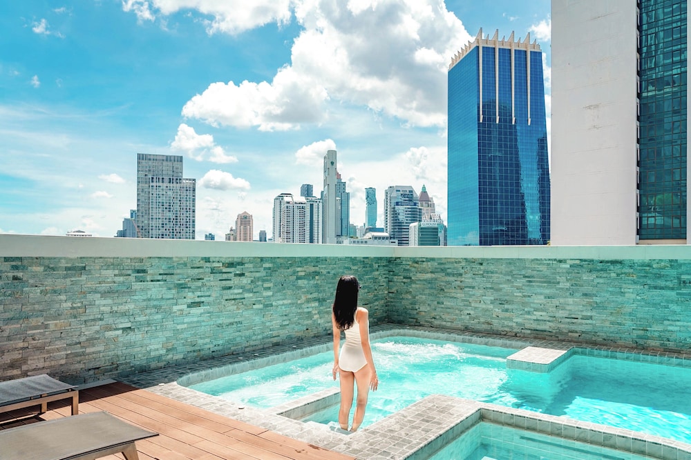 Aetas Lumpini Hotel 45/50