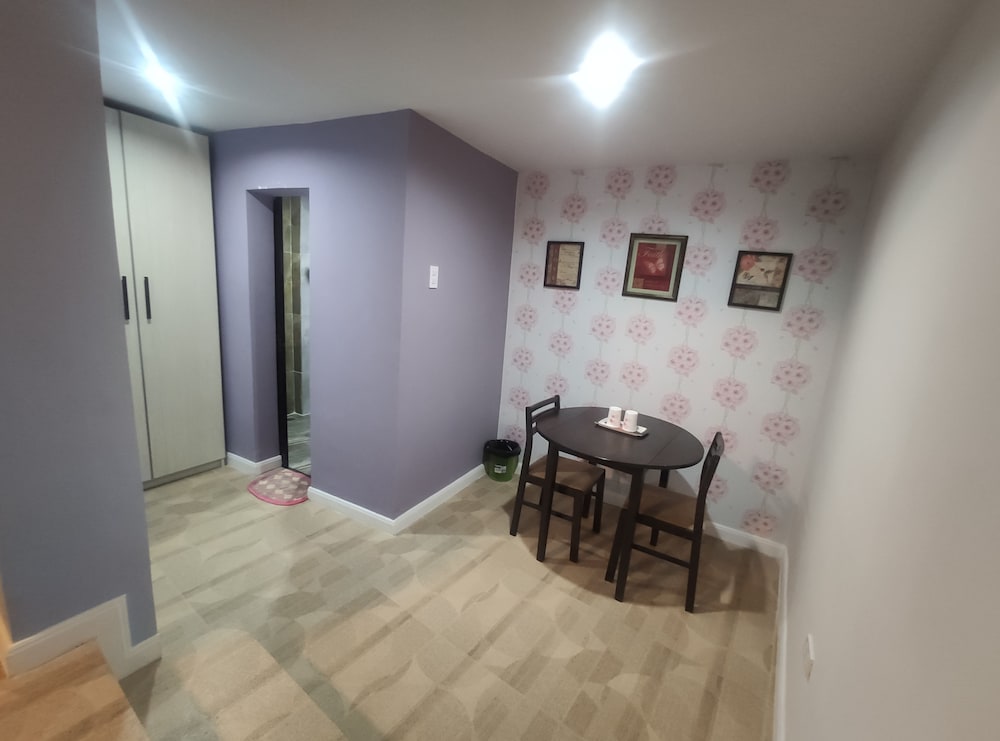 Nikitas Place Hotel 6/52