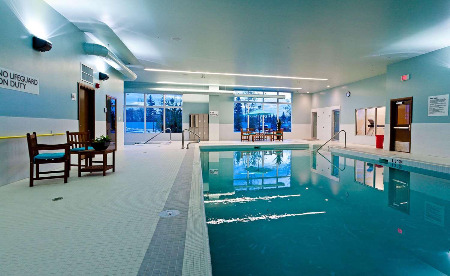 Radisson Hotel & Conference Centre Calgary Airport 35/78
