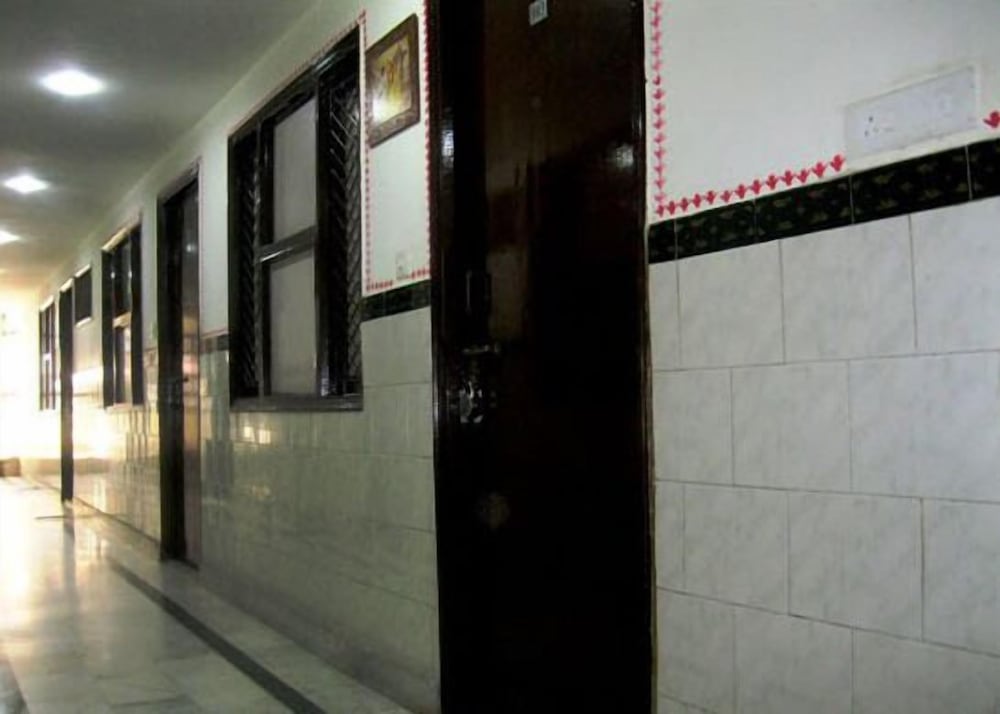 HOTEL AJAY INTERNATIONAL 3/46