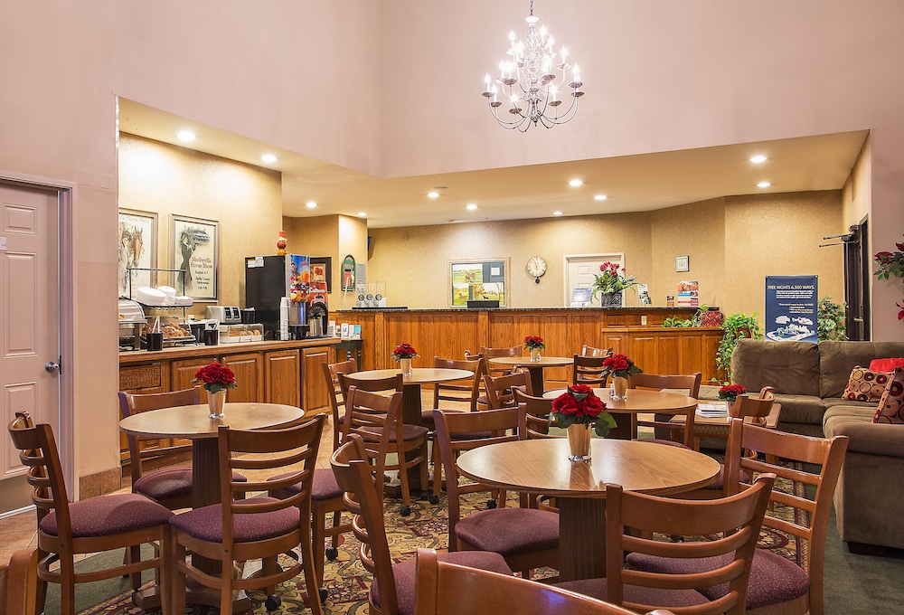 Comfort Inn and Suites Shelbyville KY 41/50