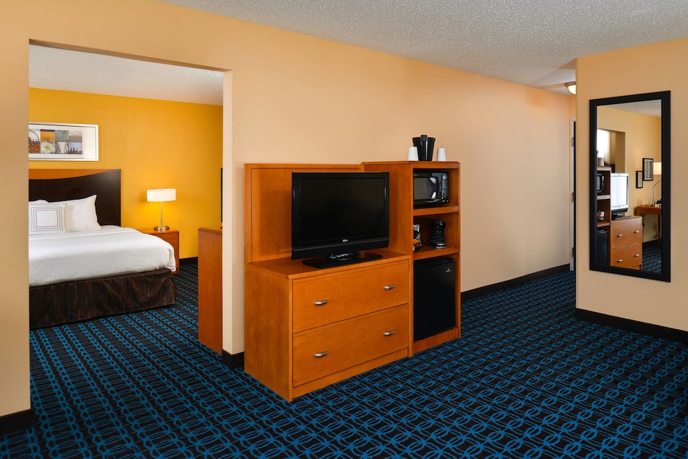 Fairfield Inn Suites Helena 10/38