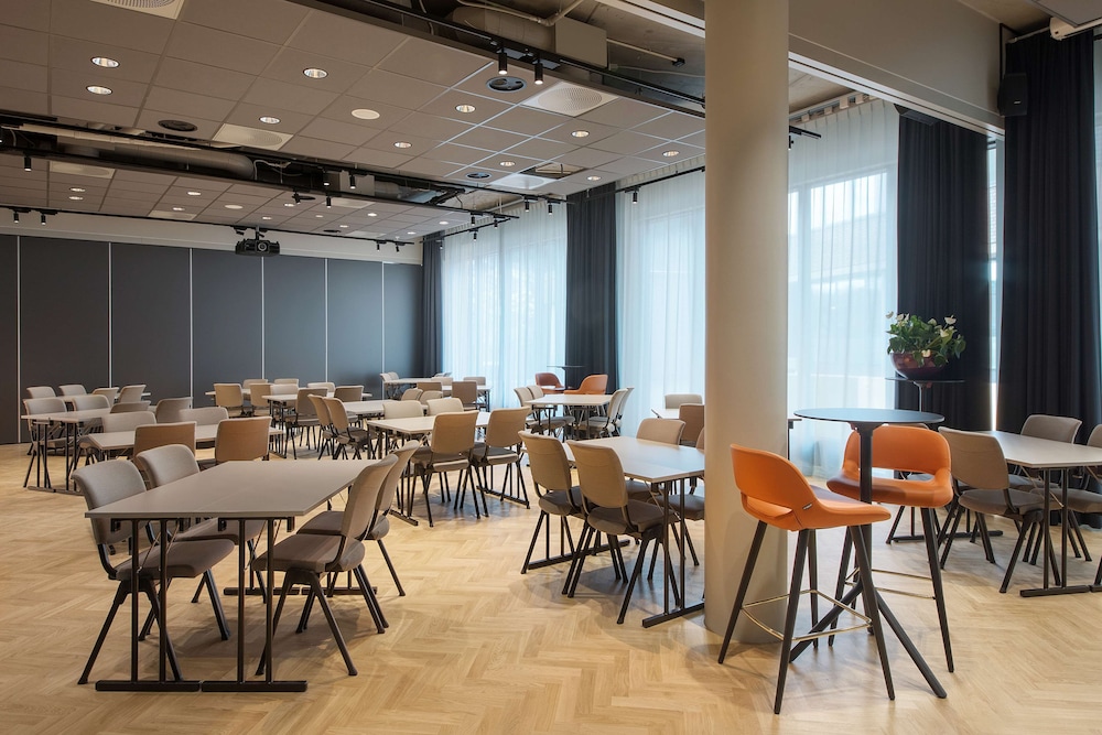 Scandic Sjolyst 58/77
