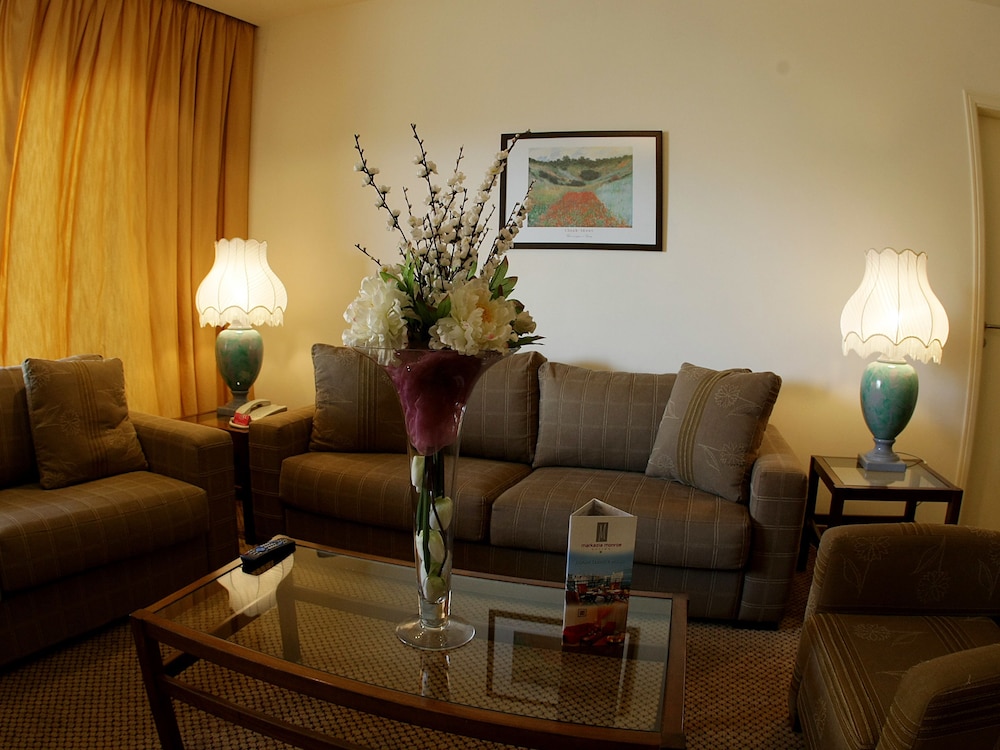 MARKAZIA SUITES 36/78