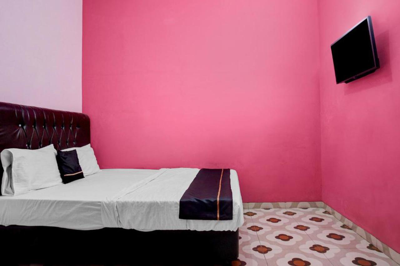 Hotel O near Urip Sumoharjo Hospital formerly Yasmine Guesthouse Syariah 15/21