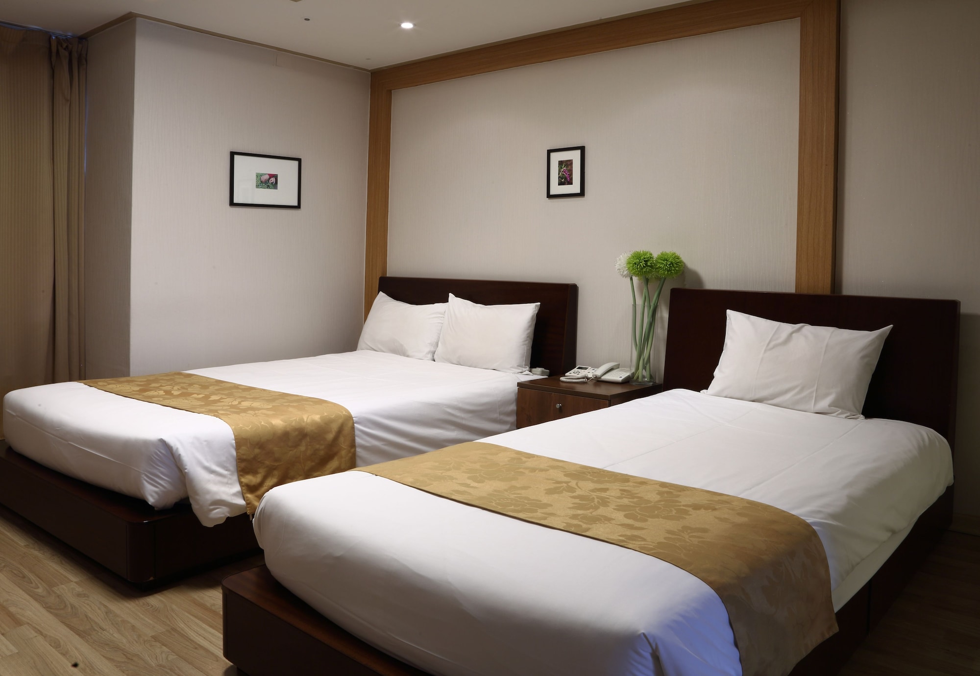STANDARD, TWIN BEDS