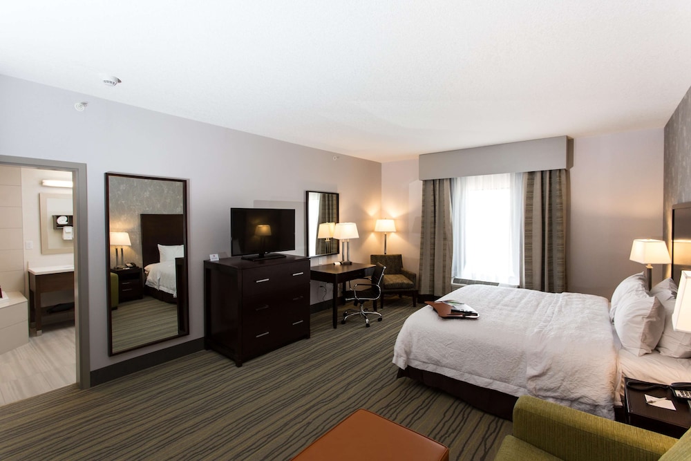 Hampton Inn By Hilton Lloydminster 11/49