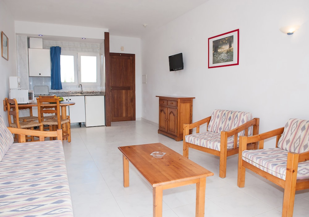 Apartamentos Sol Romantica by DOT Suites 23/57