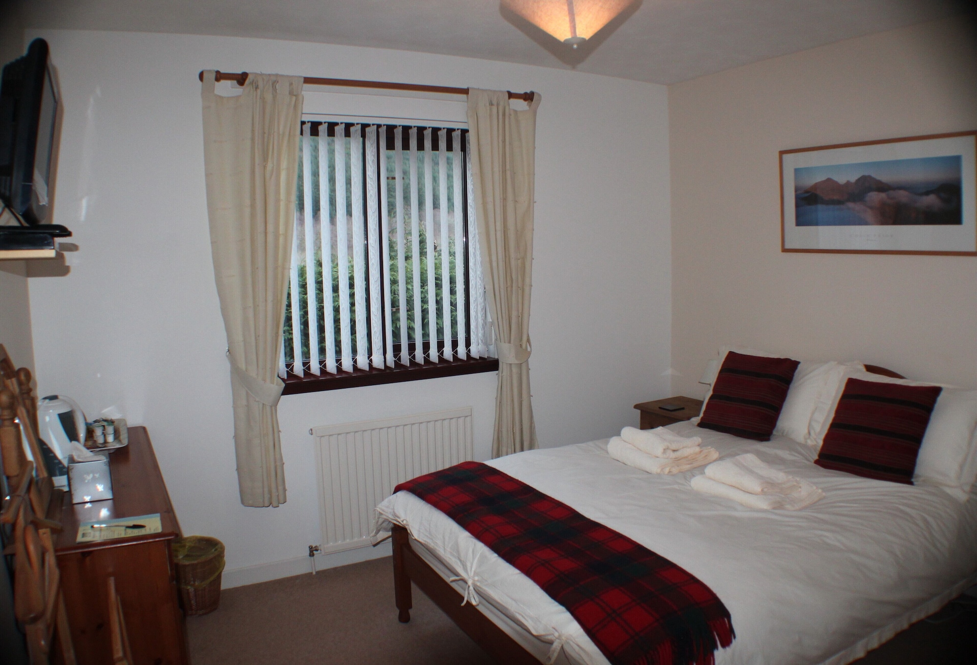 Ash, Standard, Double Bed, Mountain View