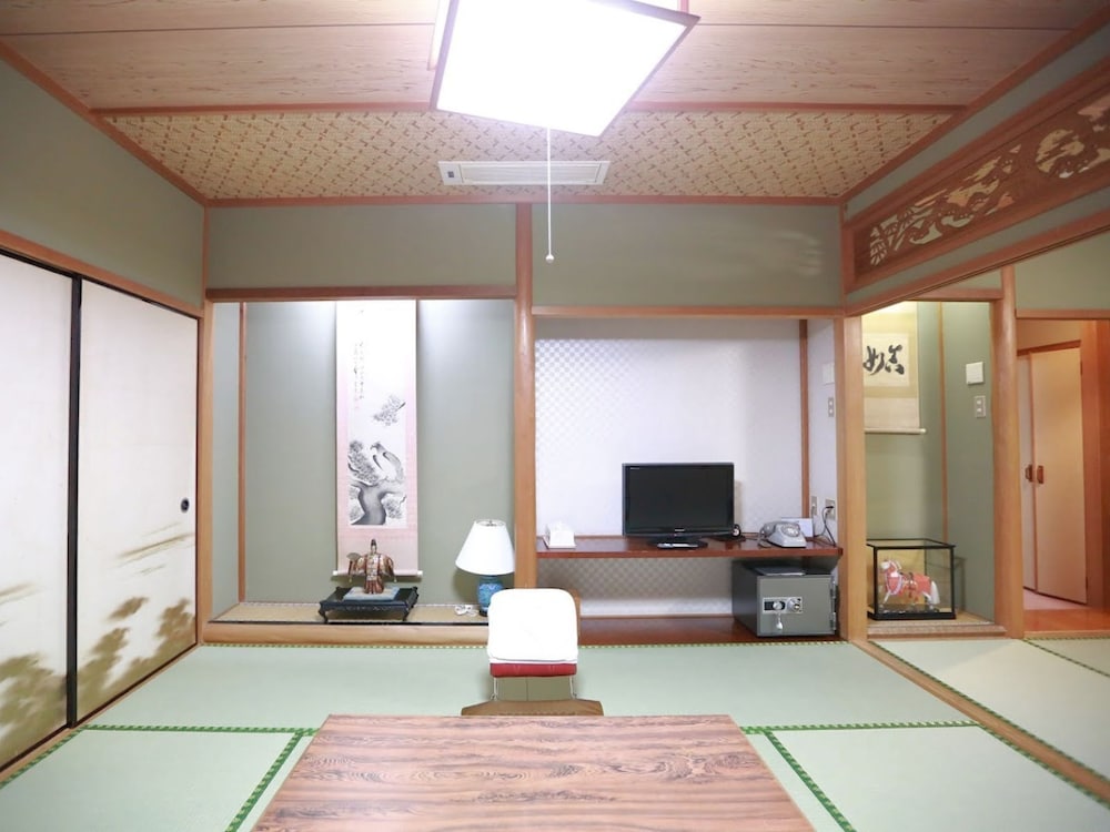 Takao Kanko Hotel 30/50