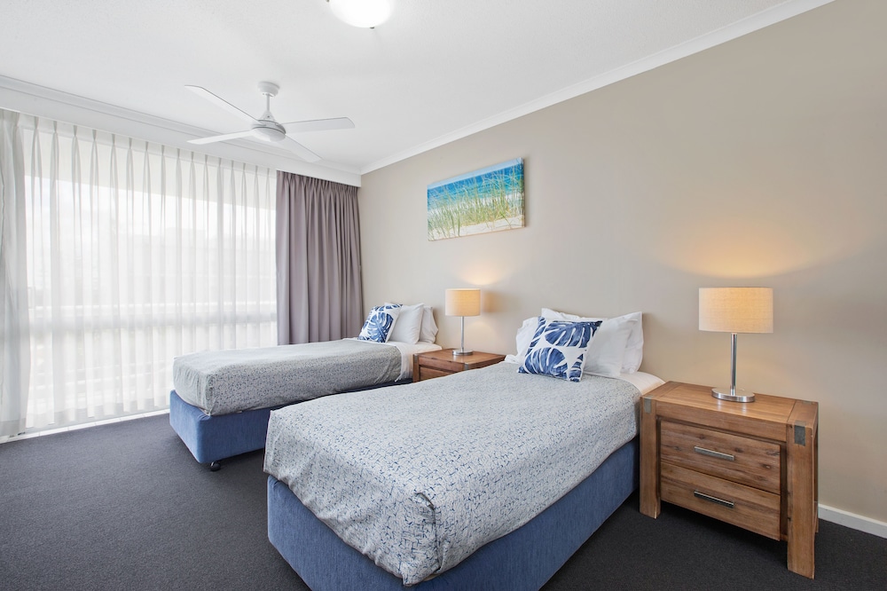 PORT PACIFIC RESORT 16/66