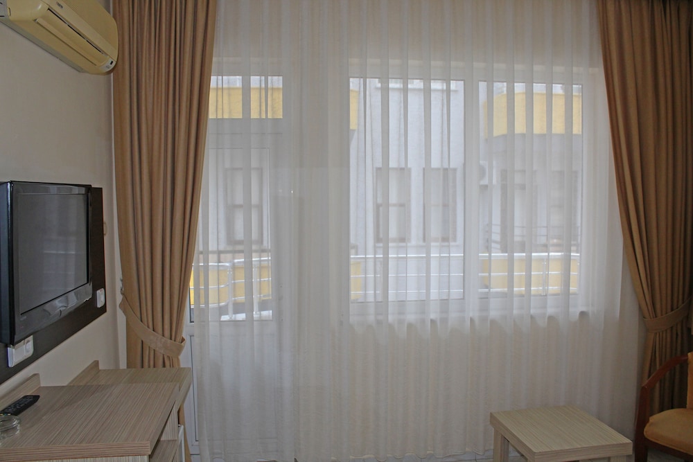 Kleopatra Bavyera Hotel 13/26