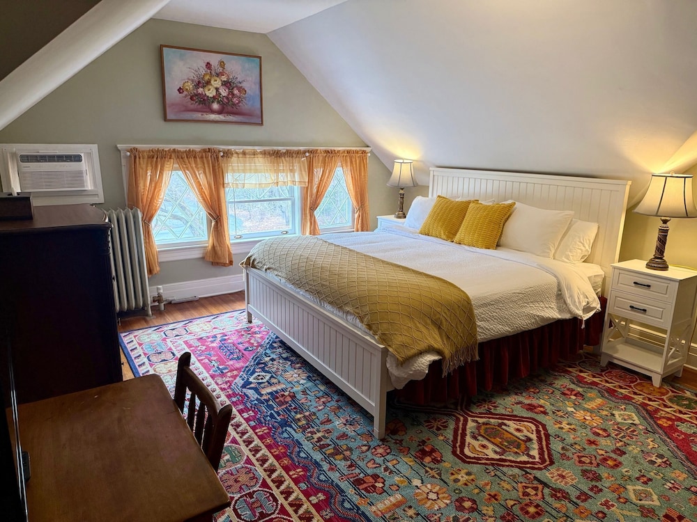 Suite, Mansion, King Bed