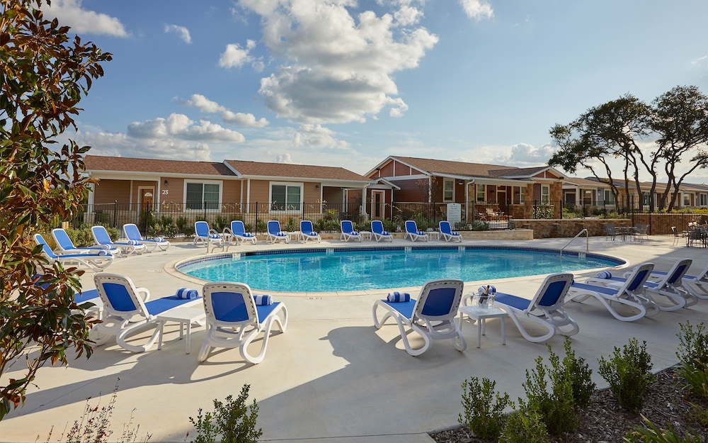 Carter Creek Winery Resort & Spa 36/39