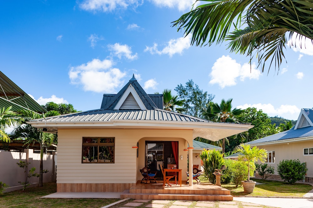 Villa Aya 3/37