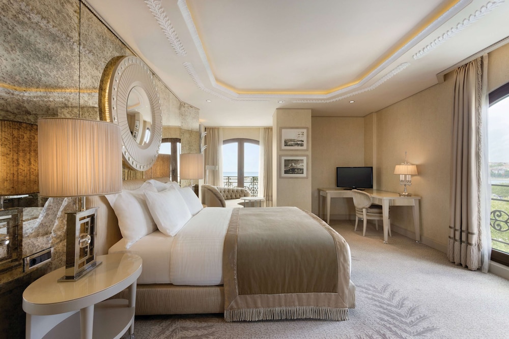 Wyndham Grand Istanbul Kalamis Marina 21/40