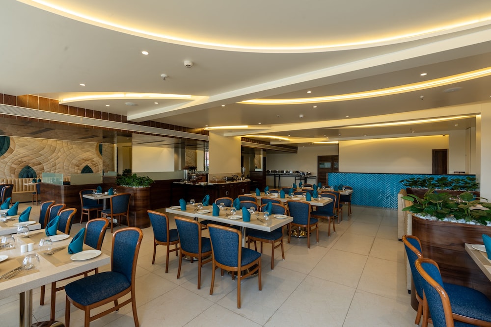 Mastiff Grand The Sia Palace Suites & Banquets, Khopoli 45/61