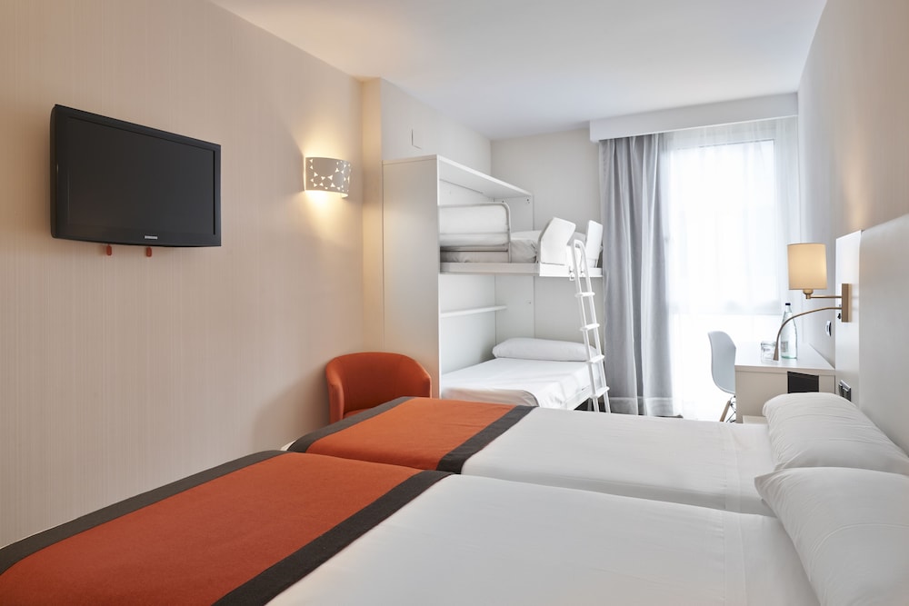 Catalonia Bristol Hotel 13/60