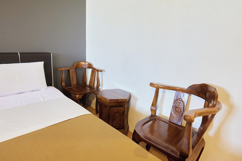 Uncle Guesthouse Kuala Terengganu by ZUZU 38/62