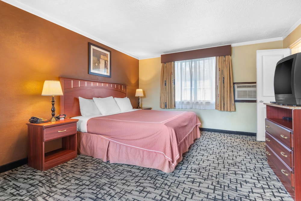 Americas Best Value Inn & Suites - Clarence/Buffalo East 11/49