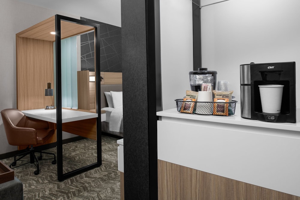 SpringHill Suites by Marriott Riverside Redlands 36/36