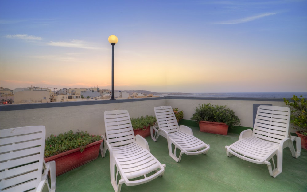 Primera Hotel 48/53
