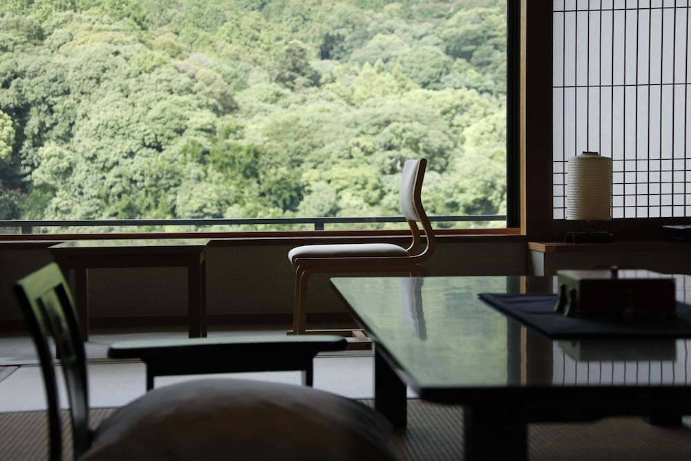 Kotohira Onsen Kotosankaku 59/64