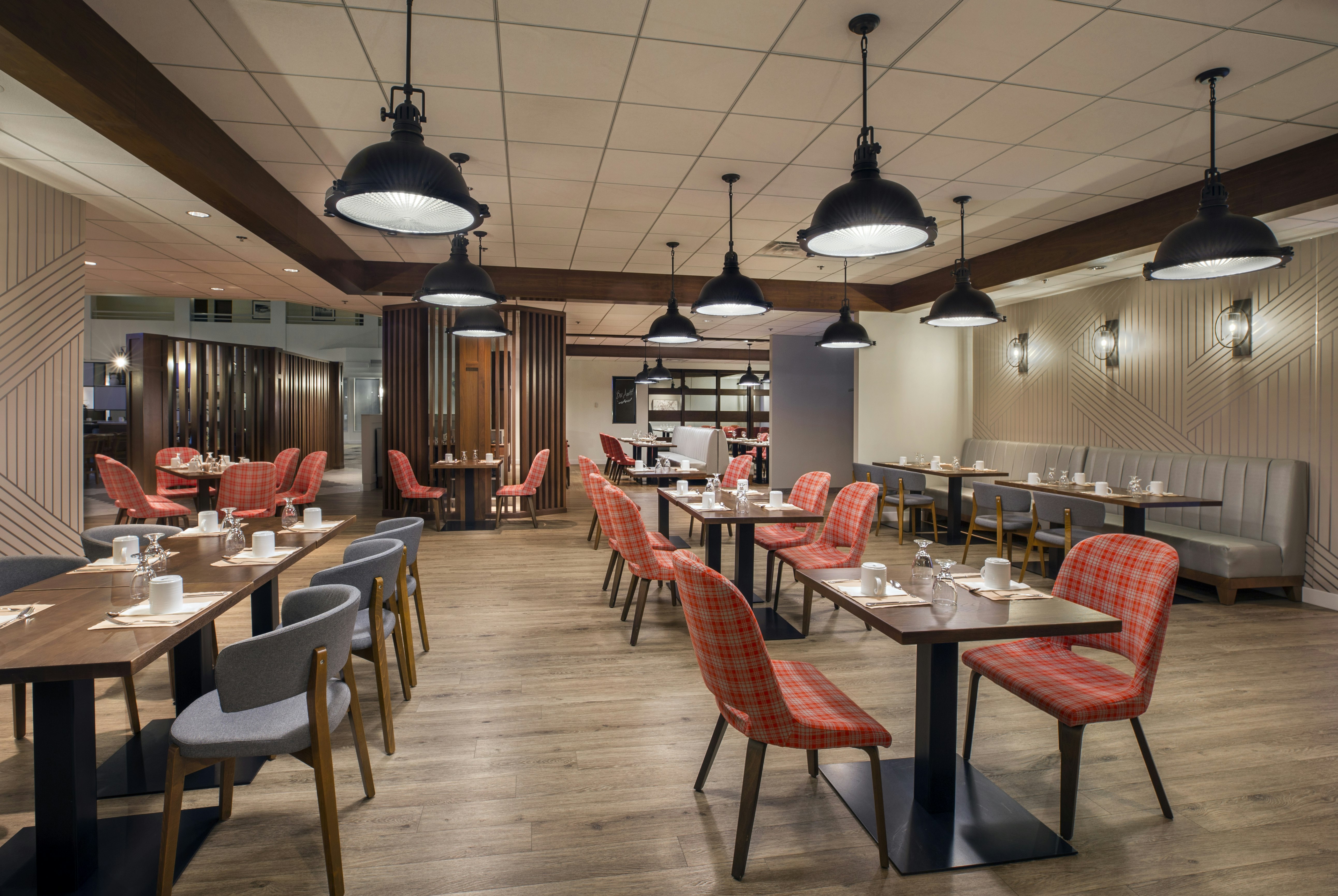 Holiday Inn Montreal Longueuil 52/79