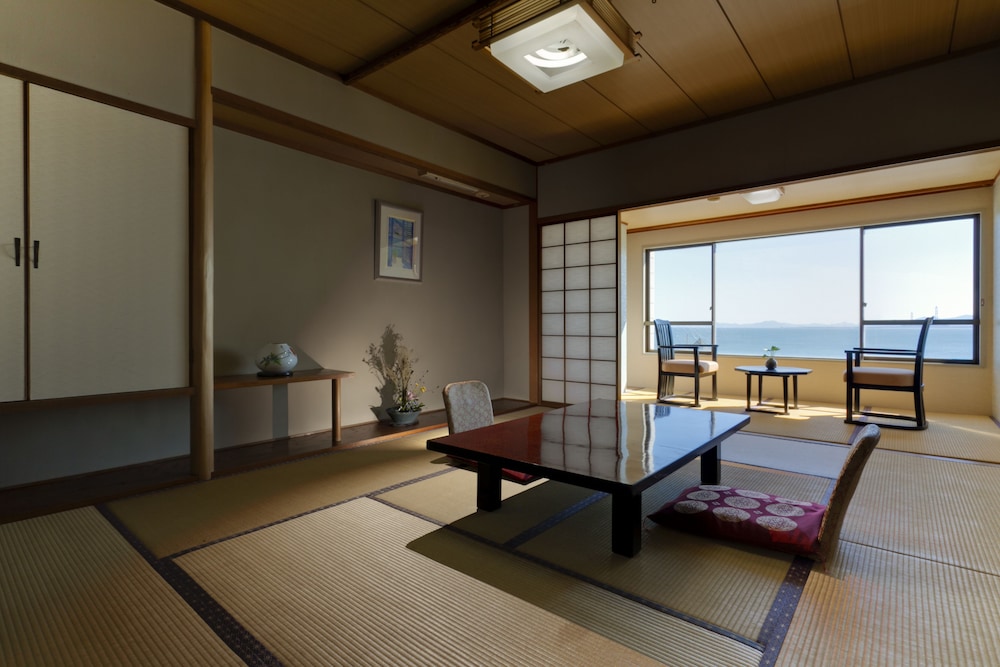 Shinojima Royal Hotel Kasuiso 10/50