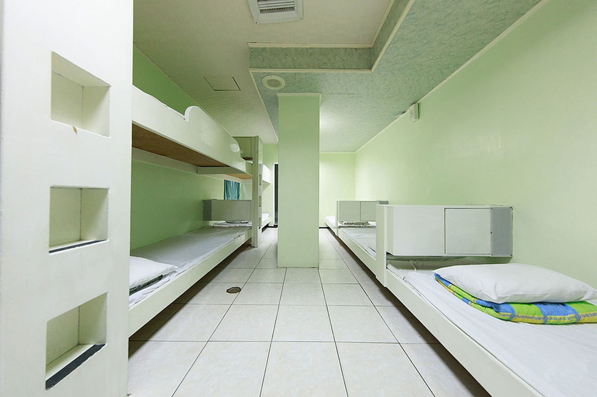 MIXED DORM
