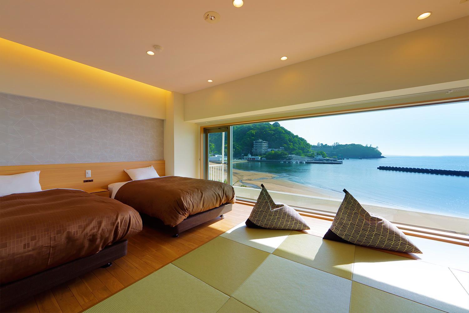Japanese Western, Superior, Twin Beds, Side Ocean View