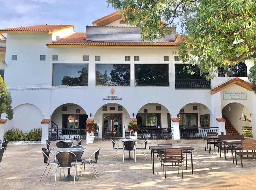 Lopburi Inn Hotel 1/46