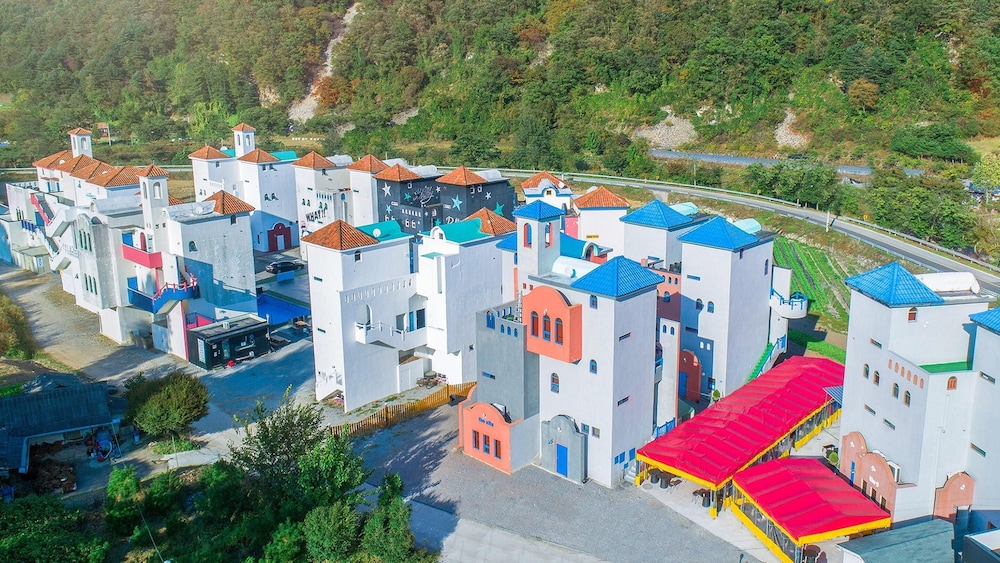 Chuncheon The Vishop Pension 6/49