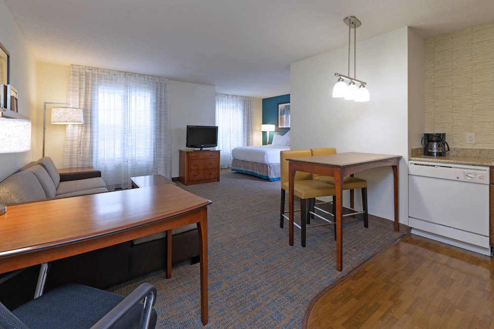 Residence Inn Mt Olive At International Trade Center 17/25
