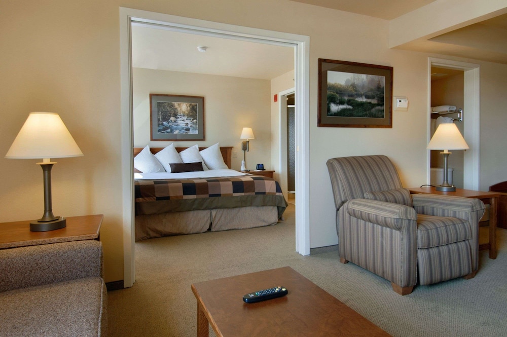 Wingate by Wyndham Greenwood Village/Denver Tech 27/47