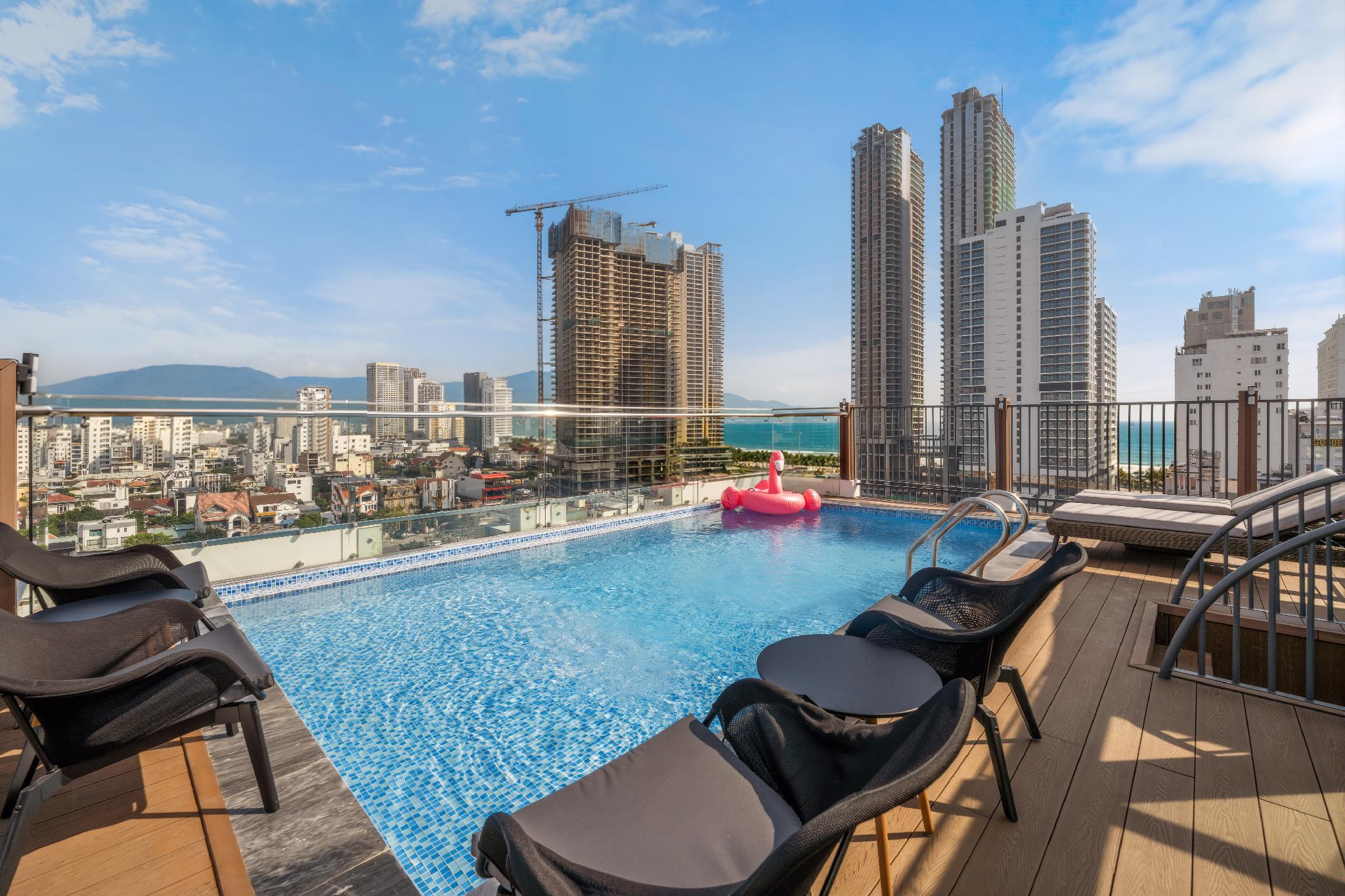 Amber Bay Hotel & Suites Da Nang 22/24