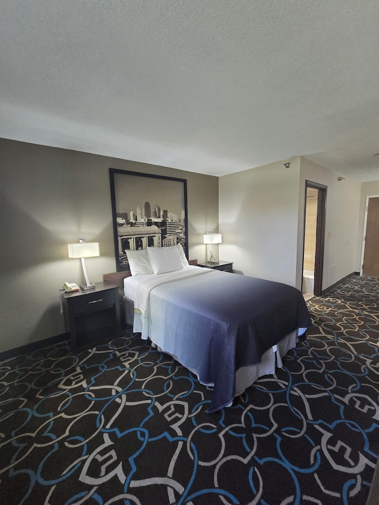 غرفة بسرير مزدوج، Super 8 By Wyndham Kansas City 5/10