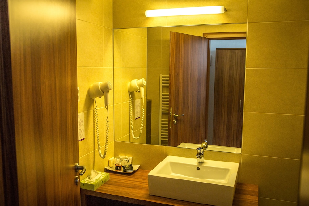 Hotel Saffron 35/64