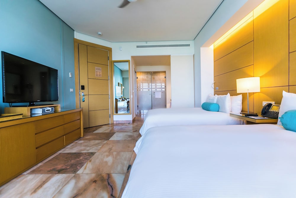 Superior, 2 Double Beds, Diamante View