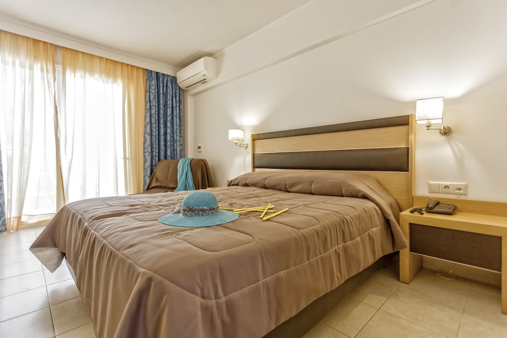 Lagomandra Hotel & Spa 4/35