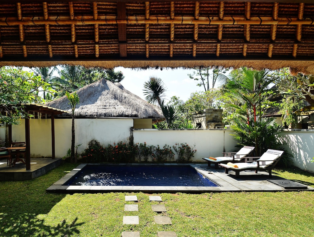 Pertiwi Resort Spa 6/87
