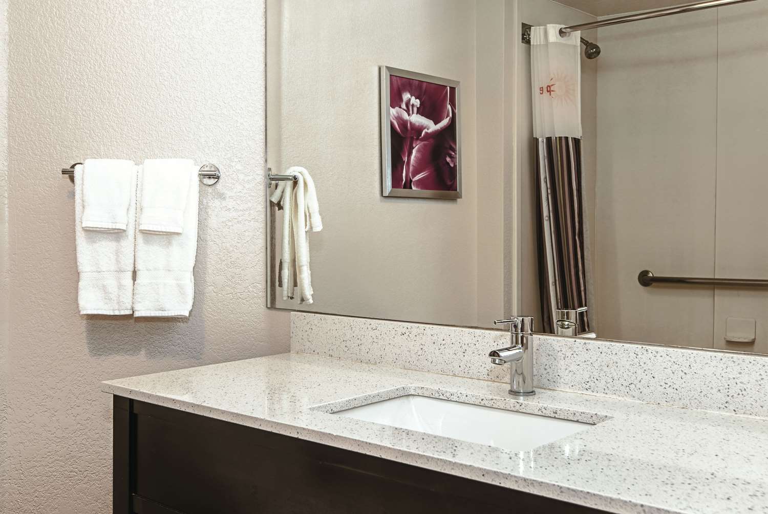 La Quinta Inn & Suites by Wyndham Ontario Airport 55/58