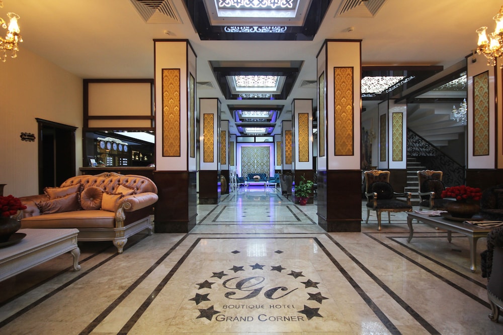Grand Corner Boutique Hotel 27/45