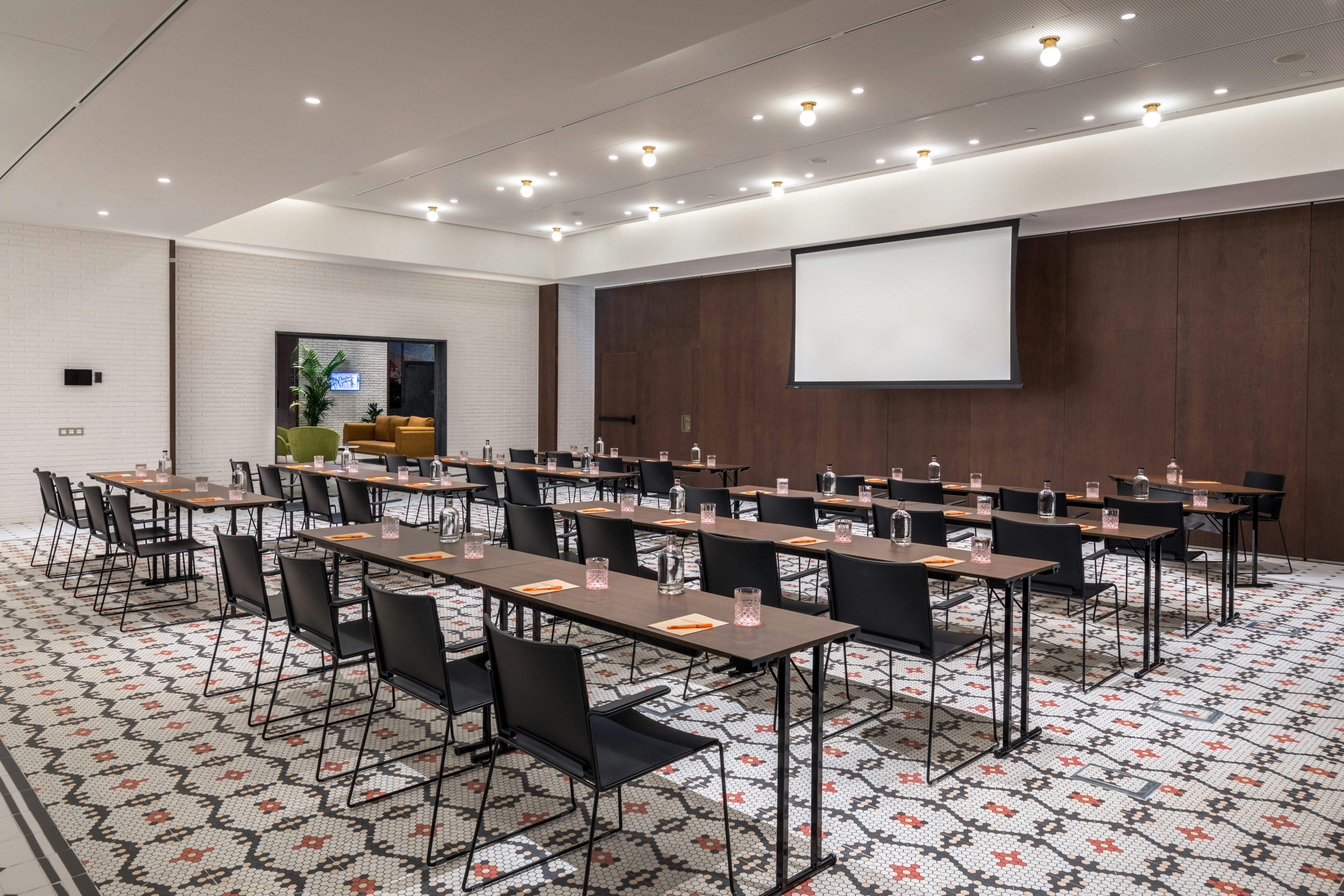 Canopy By Hilton Madrid Castellana 33/42