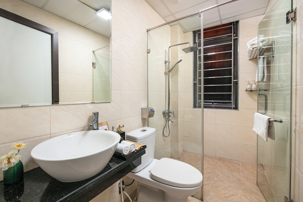 The Sono Hanoi Hotel 54/55